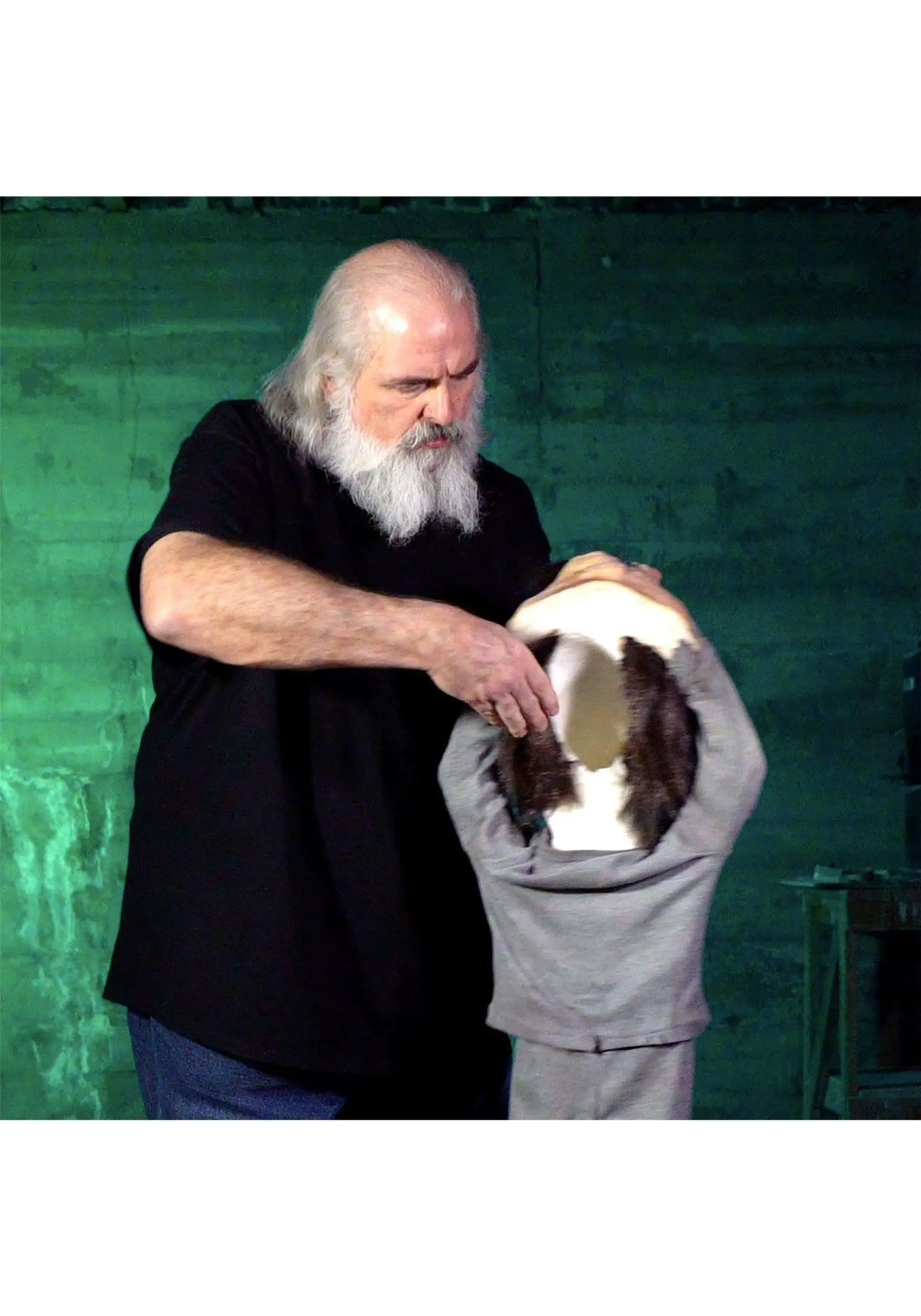 Billie Bite Evil Puppet Halloween Prop 2 Billie Bite Evil Puppet Halloween Prop - Image 2