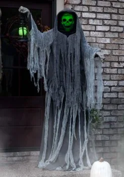 Animated Looming Phantom Decoration