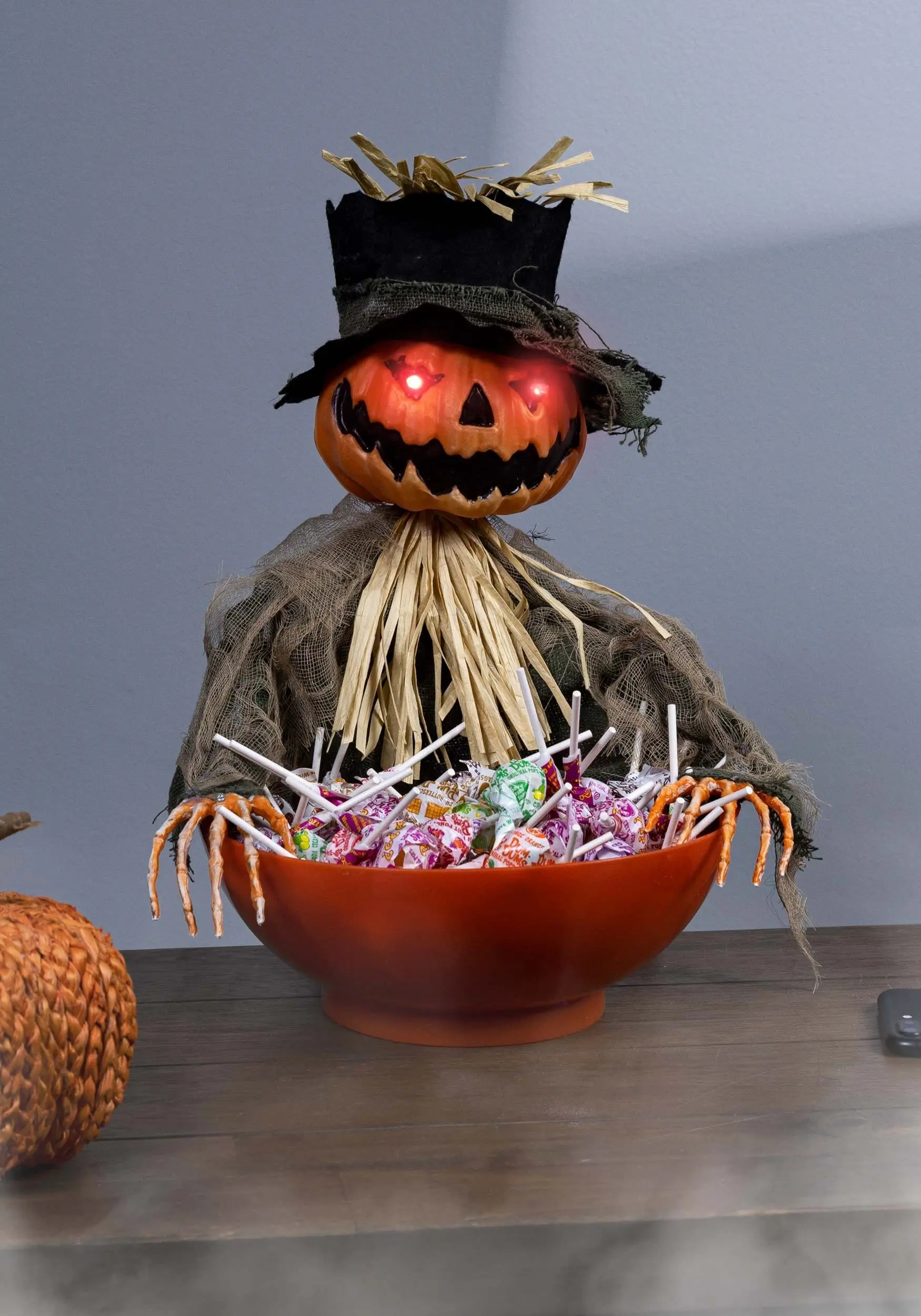 Animated Candy Bowl With Light Up Pumpkin Scarecrow 3 Animated Candy Bowl With Light Up Pumpkin Scarecrow - Image 3
